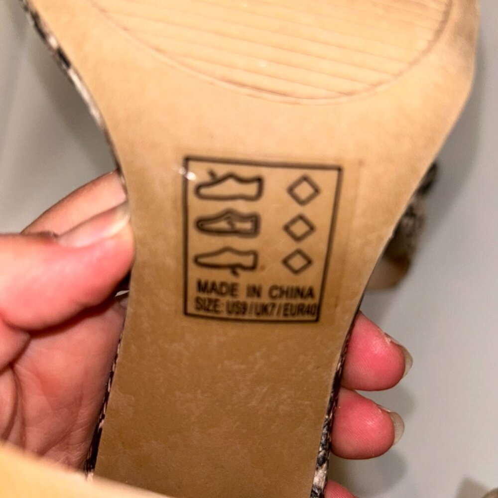 Quipid Snake Skin Heels, Women’s Size 9, Brand New, never worn! - Picture 6 of 6
